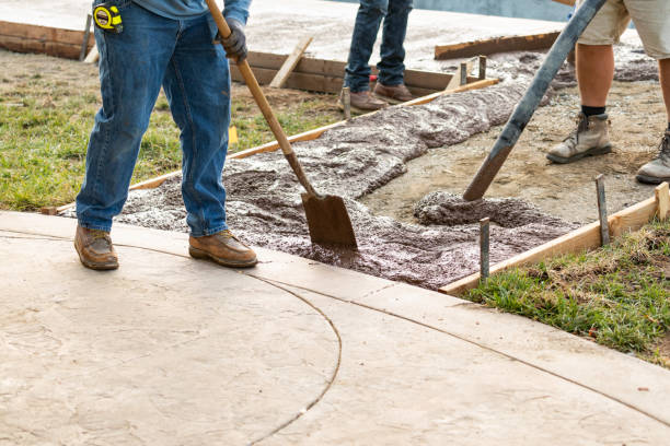 Best Concrete Sidewalk Installation in Mccleary, WA